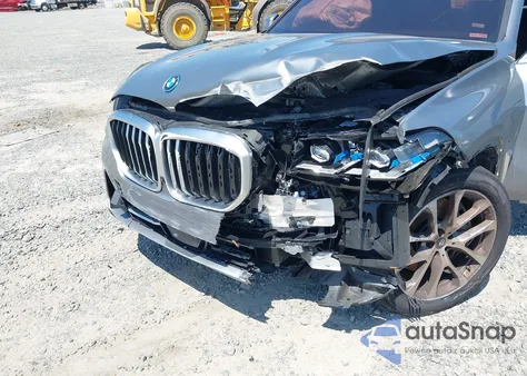 2025 BMW X5 Phev xDrive50E z USA, uszkodzony, nr VIN 5UX43EU04S9Y03293